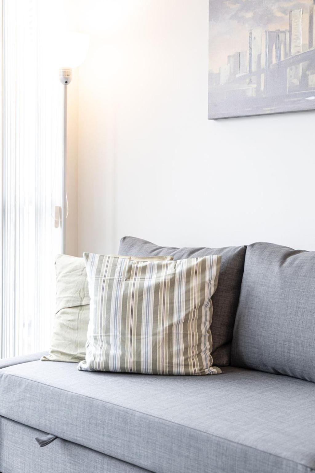 Dwtn Condo Near Cn Tower! W/ Free Parking Toronto Eksteriør billede